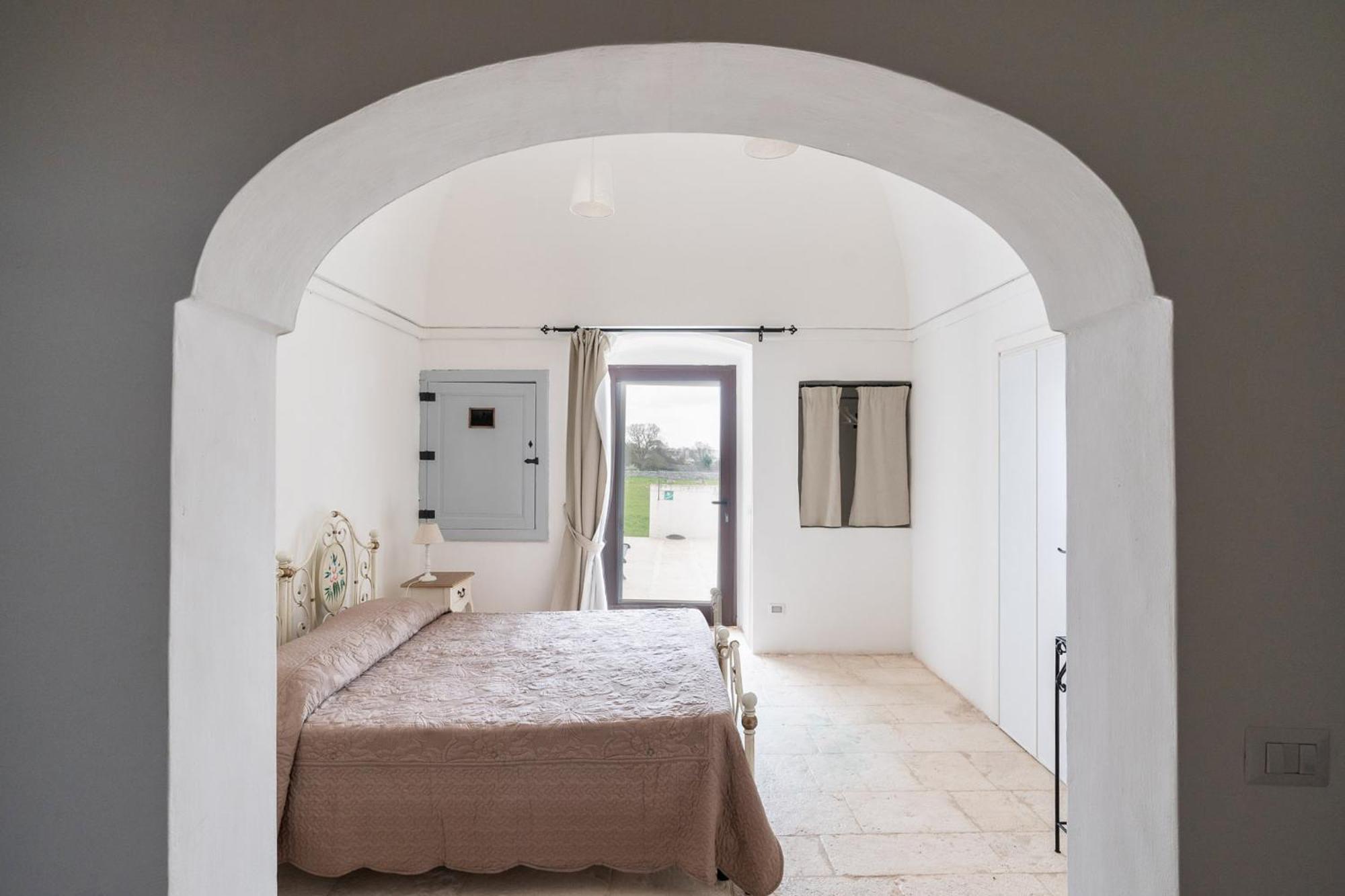 Готель Masseria Donna Coletta By Wonderful Italy Ночі Екстер'єр фото
