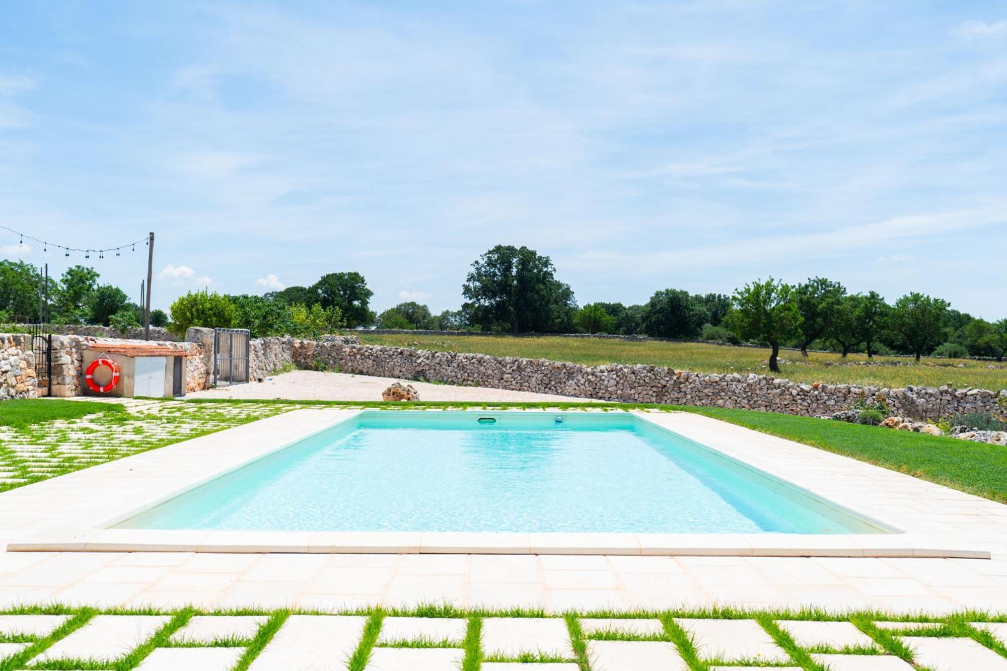 Готель Masseria Donna Coletta By Wonderful Italy Ночі Екстер'єр фото